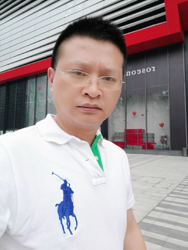 硬汉的第一张照片--长乐相亲网