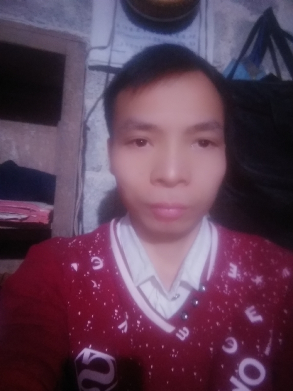笑看人生百态的第一张照片--长乐相亲网