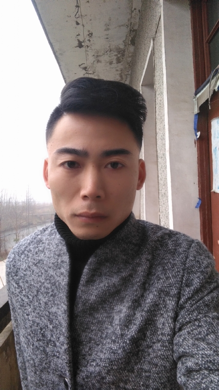 谁伴我闯荡的第一张照片--长乐相亲网