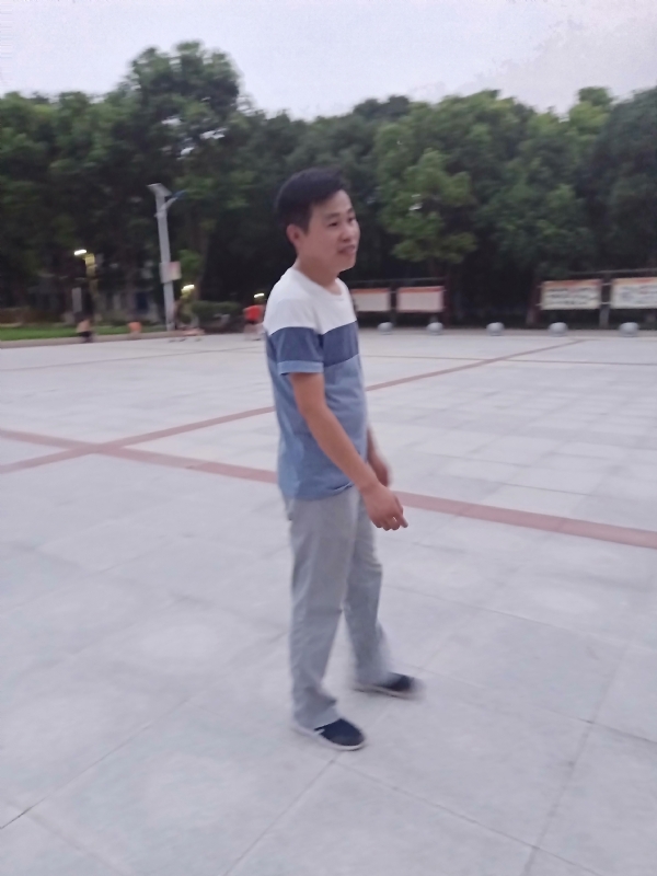 一笑的第一张照片--长乐相亲网