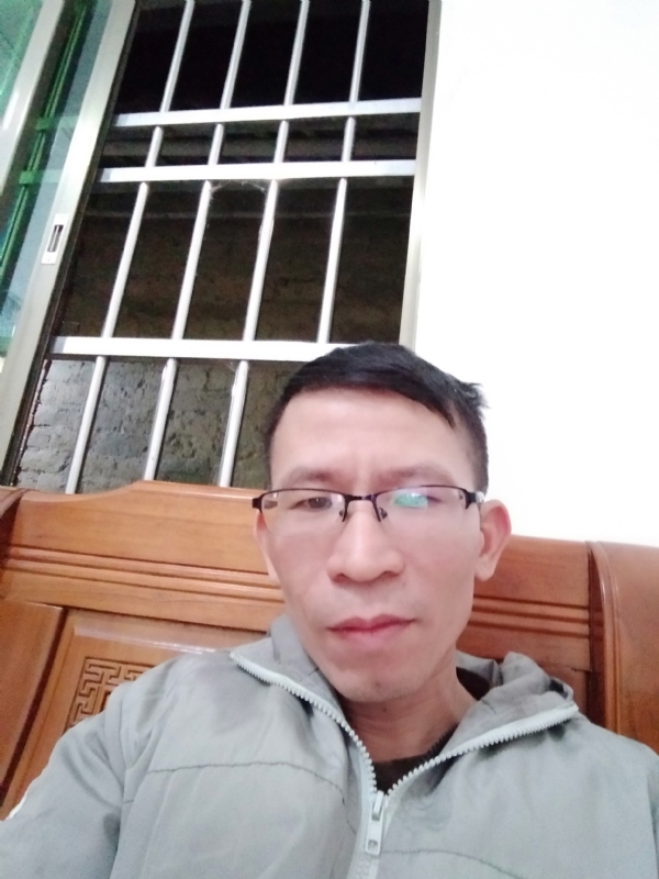 奋斗的第一张照片--长乐相亲网