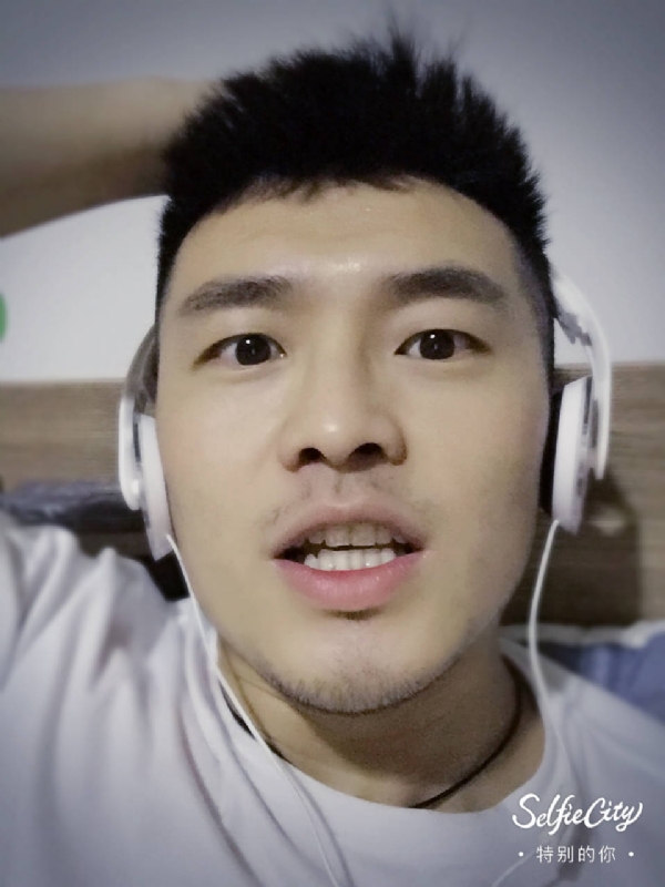 开心最好的第一张照片--长乐相亲网