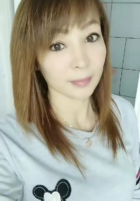 魅力白玲的第一张照片--长乐相亲网