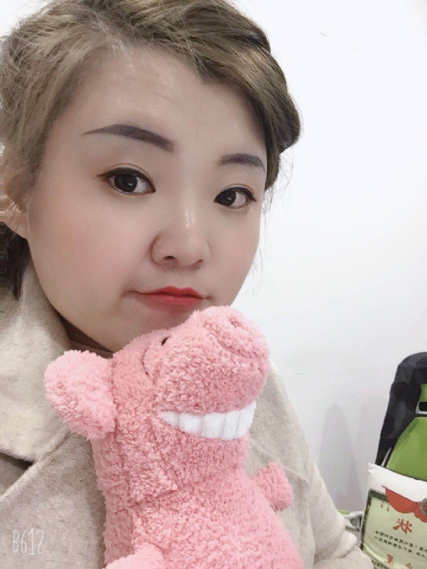 李娜的第一张照片--长乐相亲网