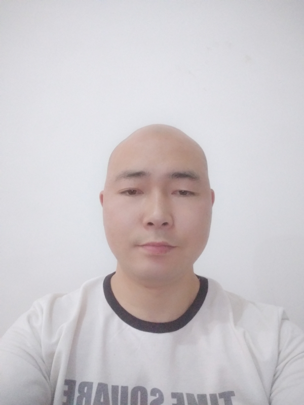 强壮持久的男人的第一张照片--长乐相亲网