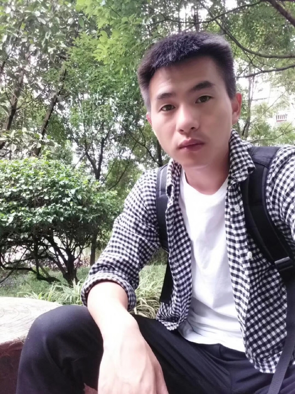 小杨的第一张照片--长乐相亲网