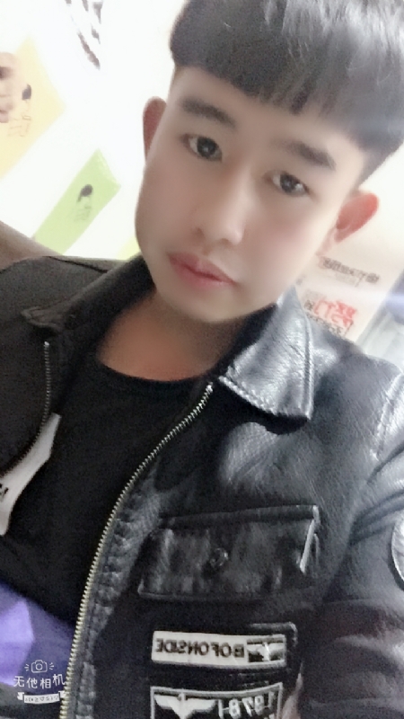 军绿色的第一张照片--长乐相亲网