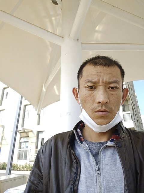 孤狼的第一张照片--长乐相亲网