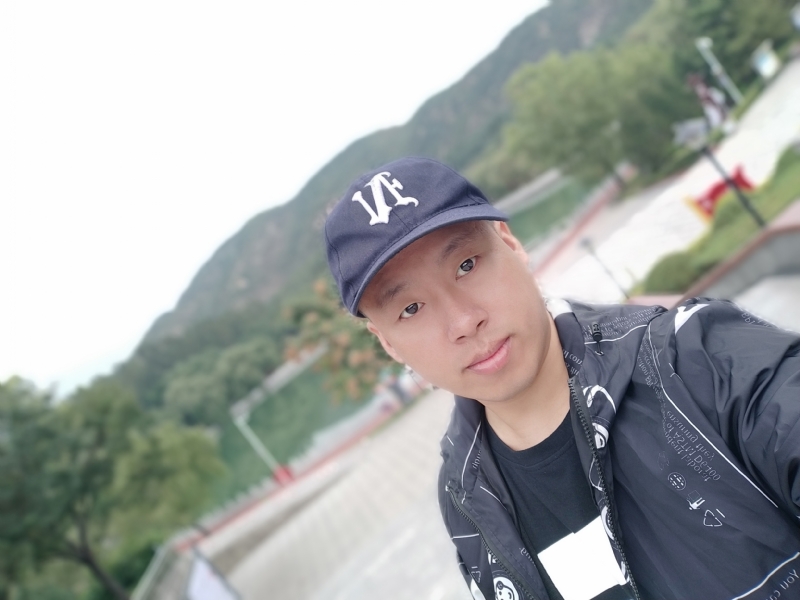 阳光的第一张照片--长乐相亲网
