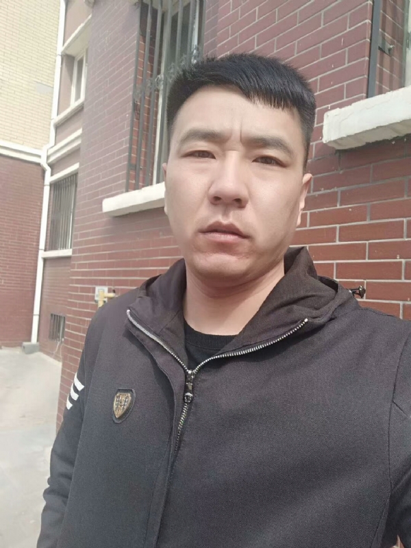 谁伴我闯荡的第一张照片--长乐相亲网