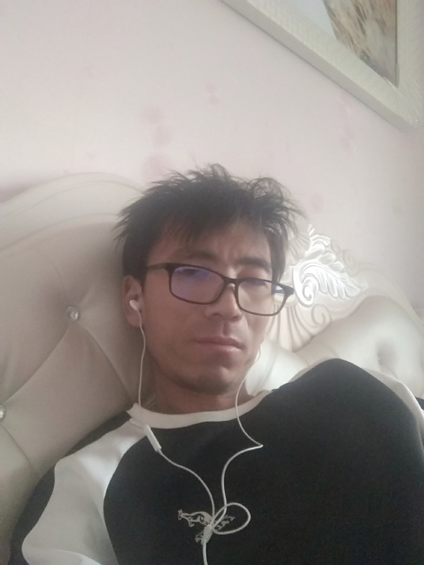 可惜我是水瓶座的第三张照片--长乐相亲网