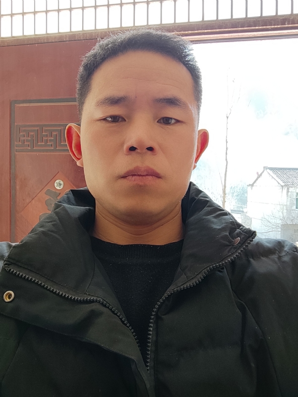 勇敢的成长的第一张照片--长乐相亲网
