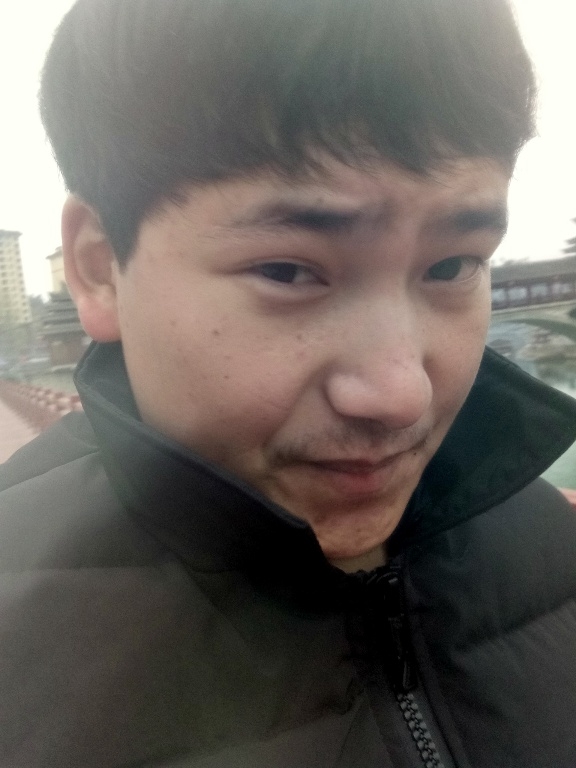 侗族青年作家超超的第二张照片--长乐相亲网