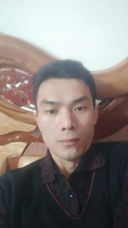 错把真心喂了狗的第四张照片--长乐相亲网