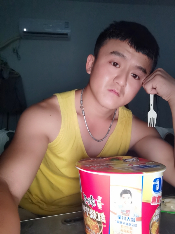 飞飞的第三张照片--长乐相亲网
