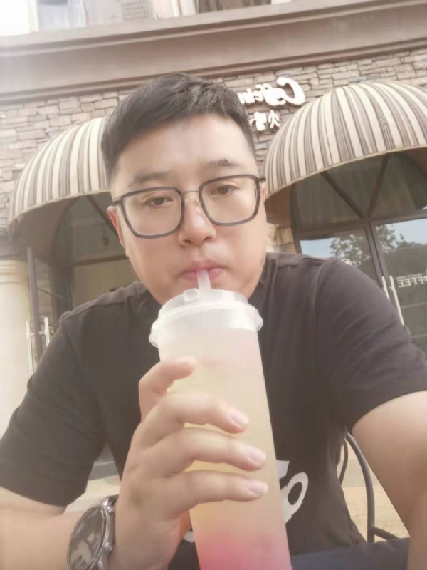 半旧情怀的第一张照片--长乐相亲网