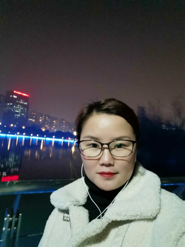 小英的第一张照片--长乐相亲网