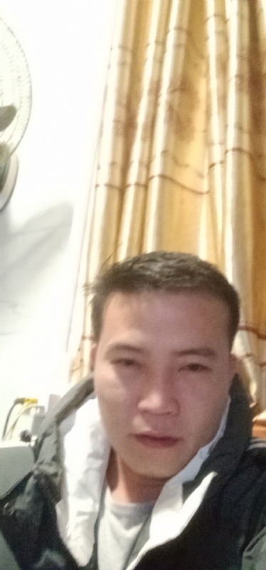 一个人的烟火的第一张照片--长乐相亲网