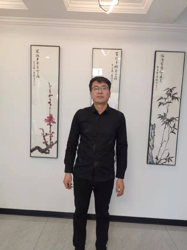 情义比天高的第一张照片--长乐相亲网