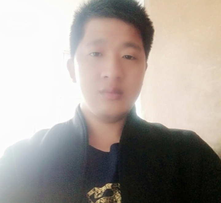 形影不离的第一张照片--长乐相亲网