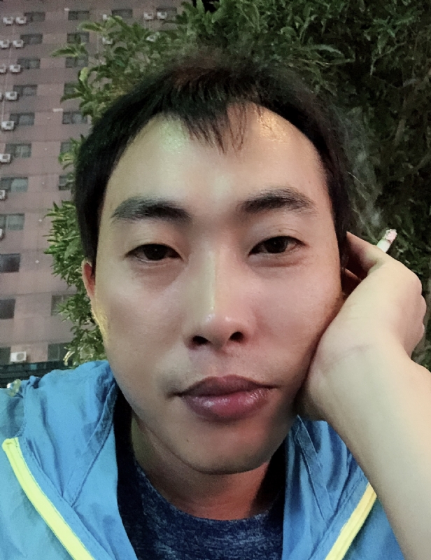 一直在路上的第一张照片--长乐相亲网