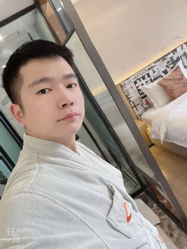绿帽的第一张照片--长乐相亲网