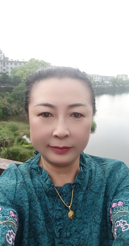 雨中情的第一张照片--长乐相亲网