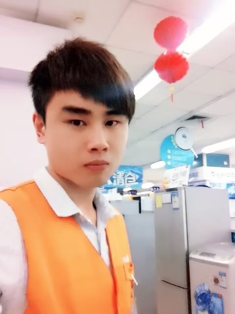 罗自强的第一张照片--长乐相亲网