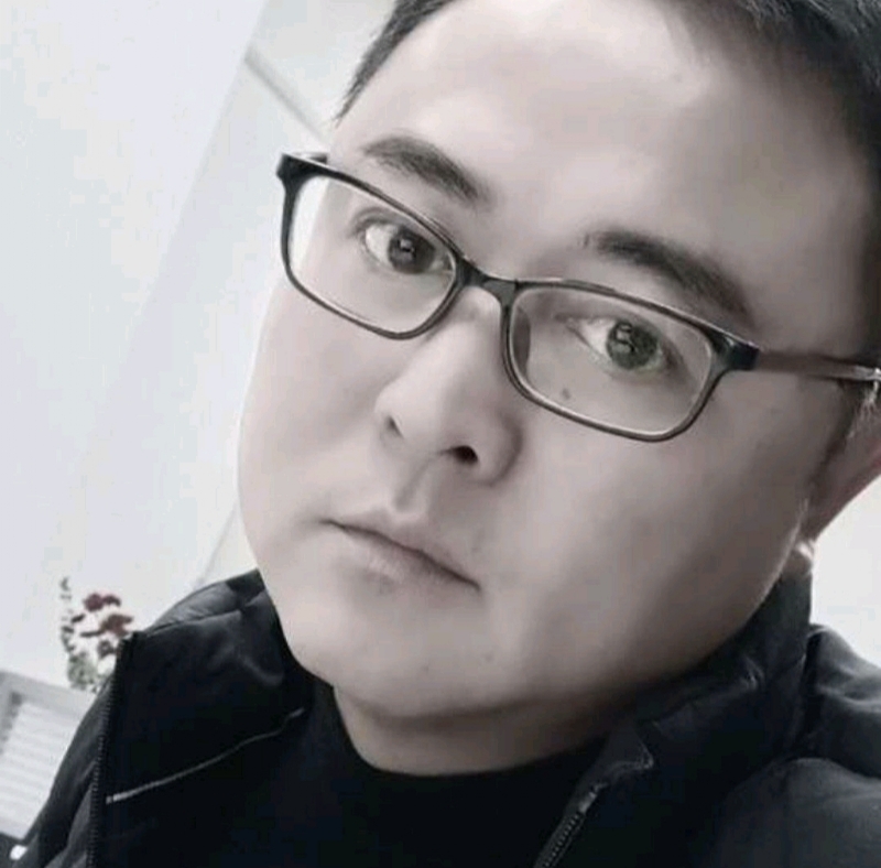 小石头的第一张照片--长乐相亲网