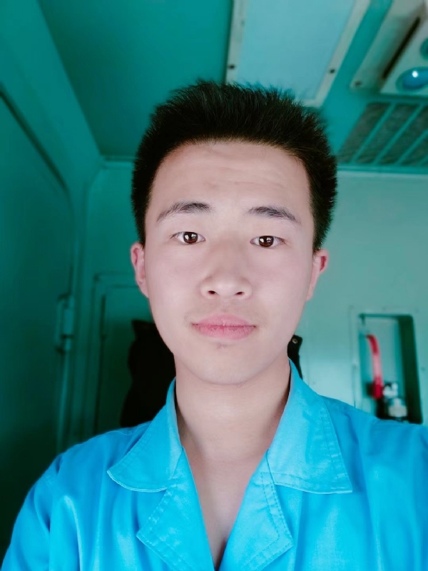 生而为人的第一张照片--长乐相亲网