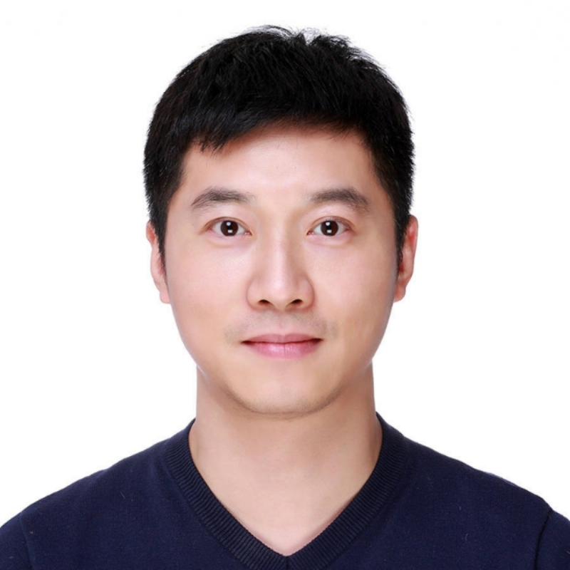 大手牵小手的第一张照片--长乐相亲网