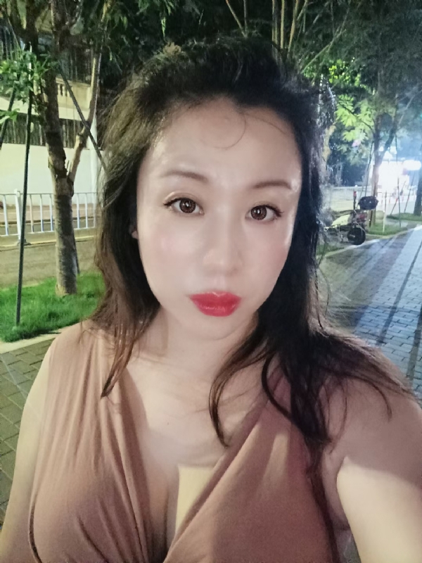 叶子青青的第一张照片--长乐相亲网
