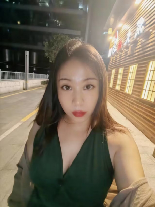叶子青青的第三张照片--长乐相亲网