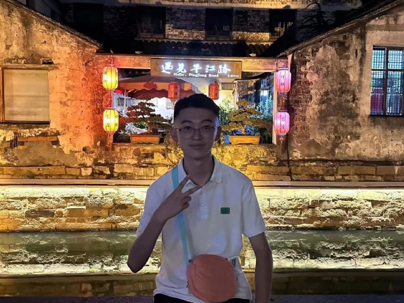 李四的第一张照片--长乐相亲网