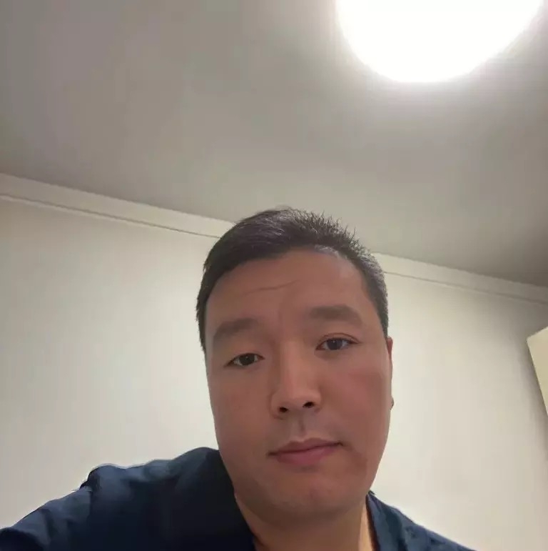 穿唐装的松鼠的第一张照片--长乐相亲网