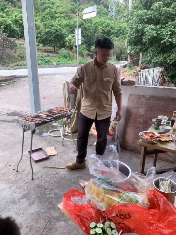你黑我哟的第一张照片--长乐相亲网