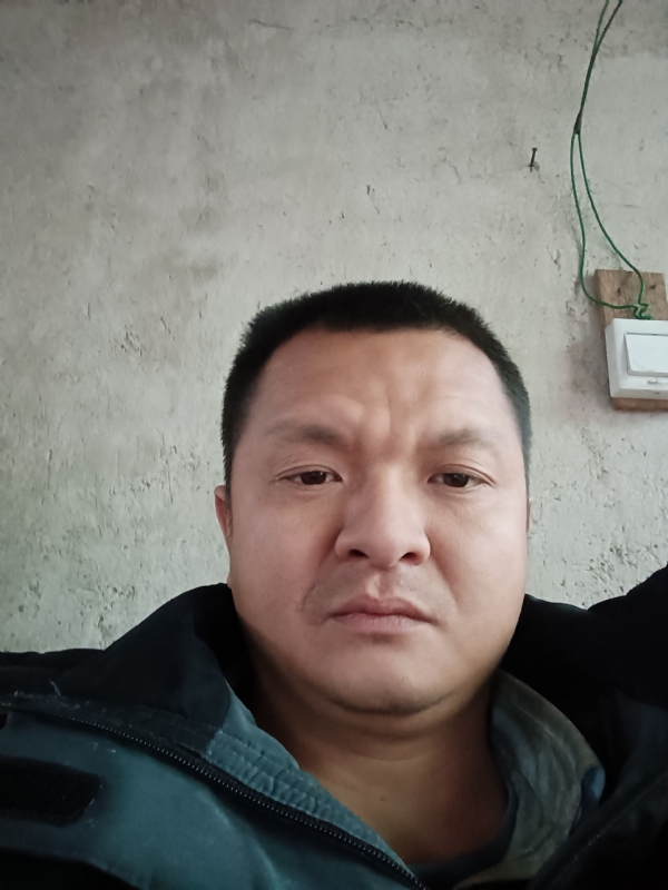 兰成龙的第二张照片--长乐相亲网