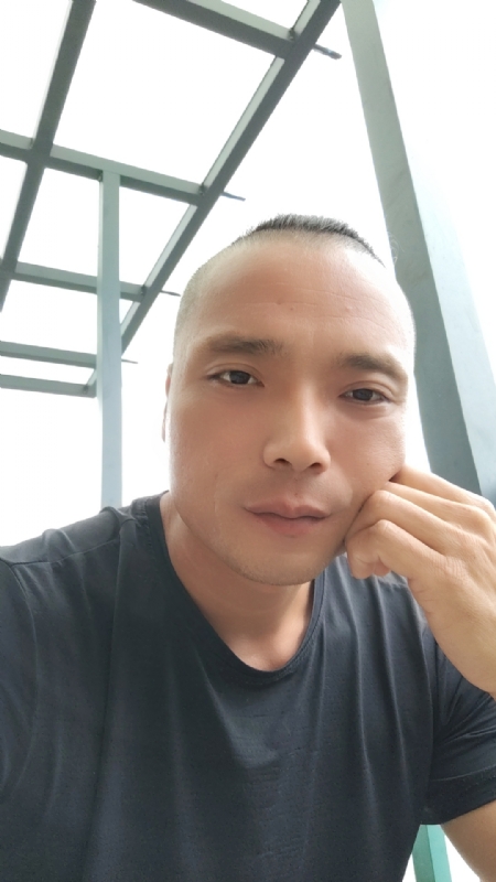 伯爵的第三张照片--长乐相亲网