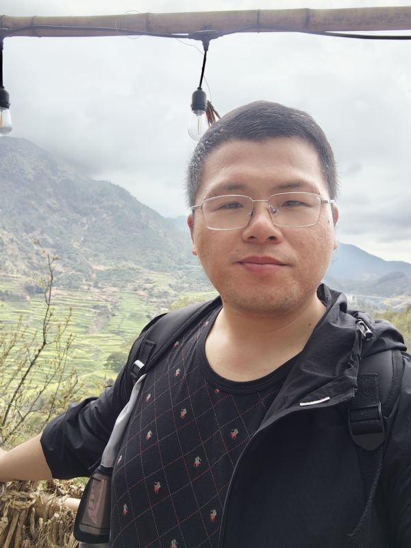 青山的第三张照片--长乐相亲网