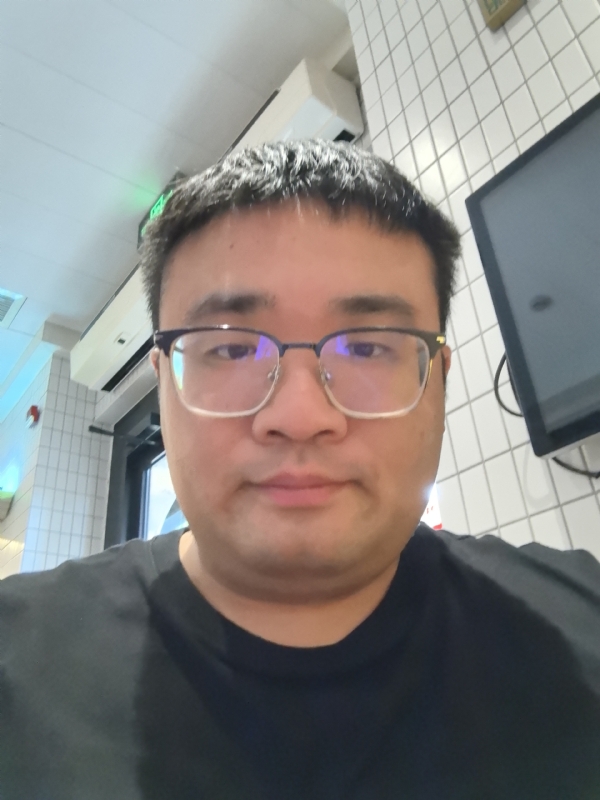 君临天下的第三张照片--长乐相亲网