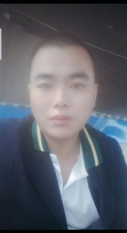 阳光男孩的第一张照片--长乐相亲网