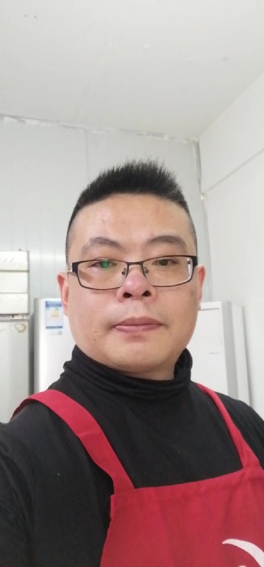 努力奋斗的第一张照片--长乐相亲网
