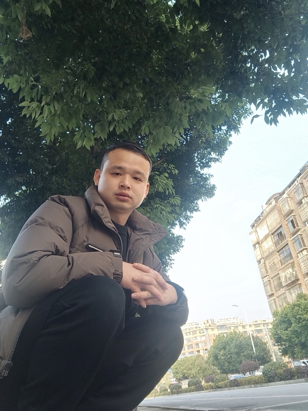 诗和远方的第一张照片--长乐相亲网