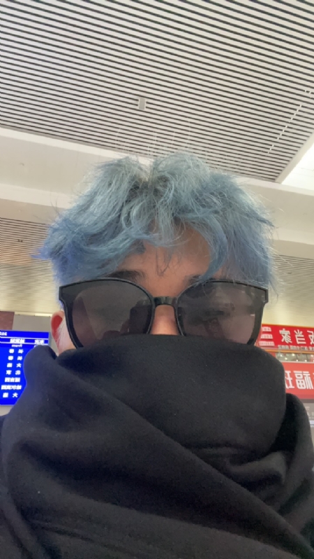 平行线的第一张照片--长乐相亲网
