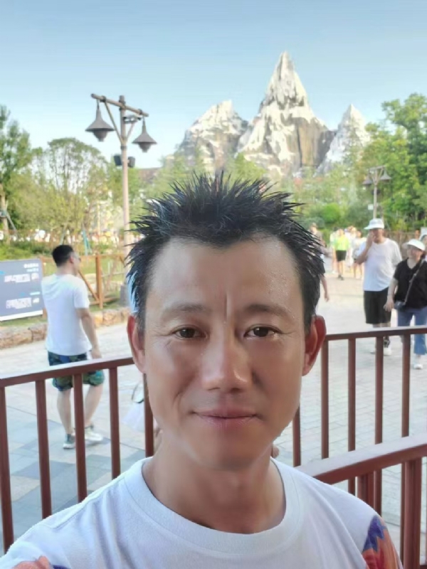艾氏涂料博的第一张照片--长乐相亲网