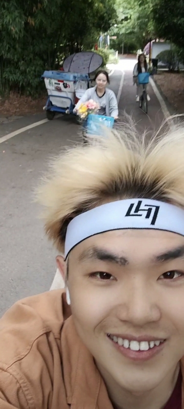 求安稳的第一张照片--长乐相亲网