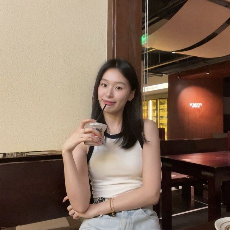 羽毛的第一张照片--长乐相亲网